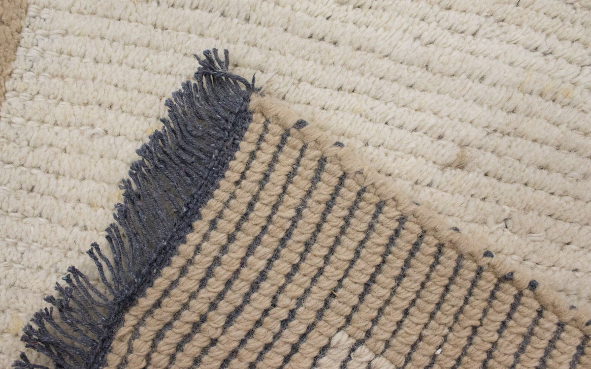 Nepal Teppich 140 x 70 cm - beige