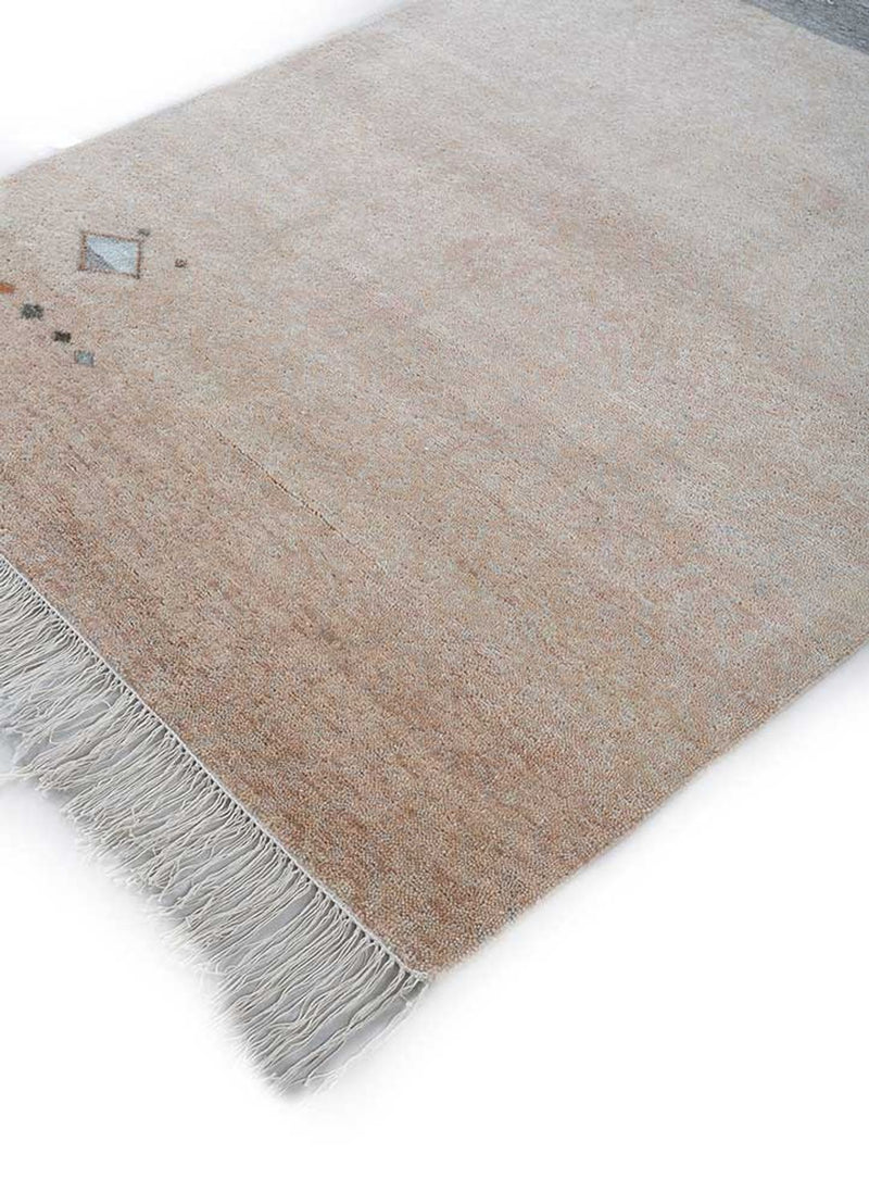 DP02-RUG1135458-240x150