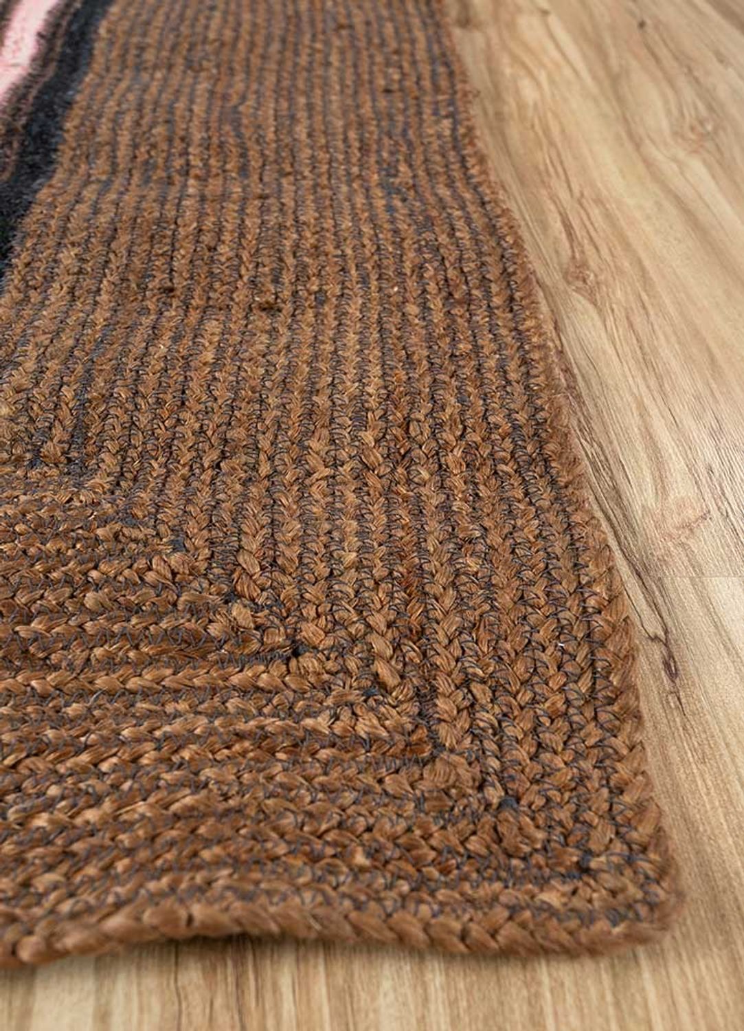 DP02-RUG1151556-270x180