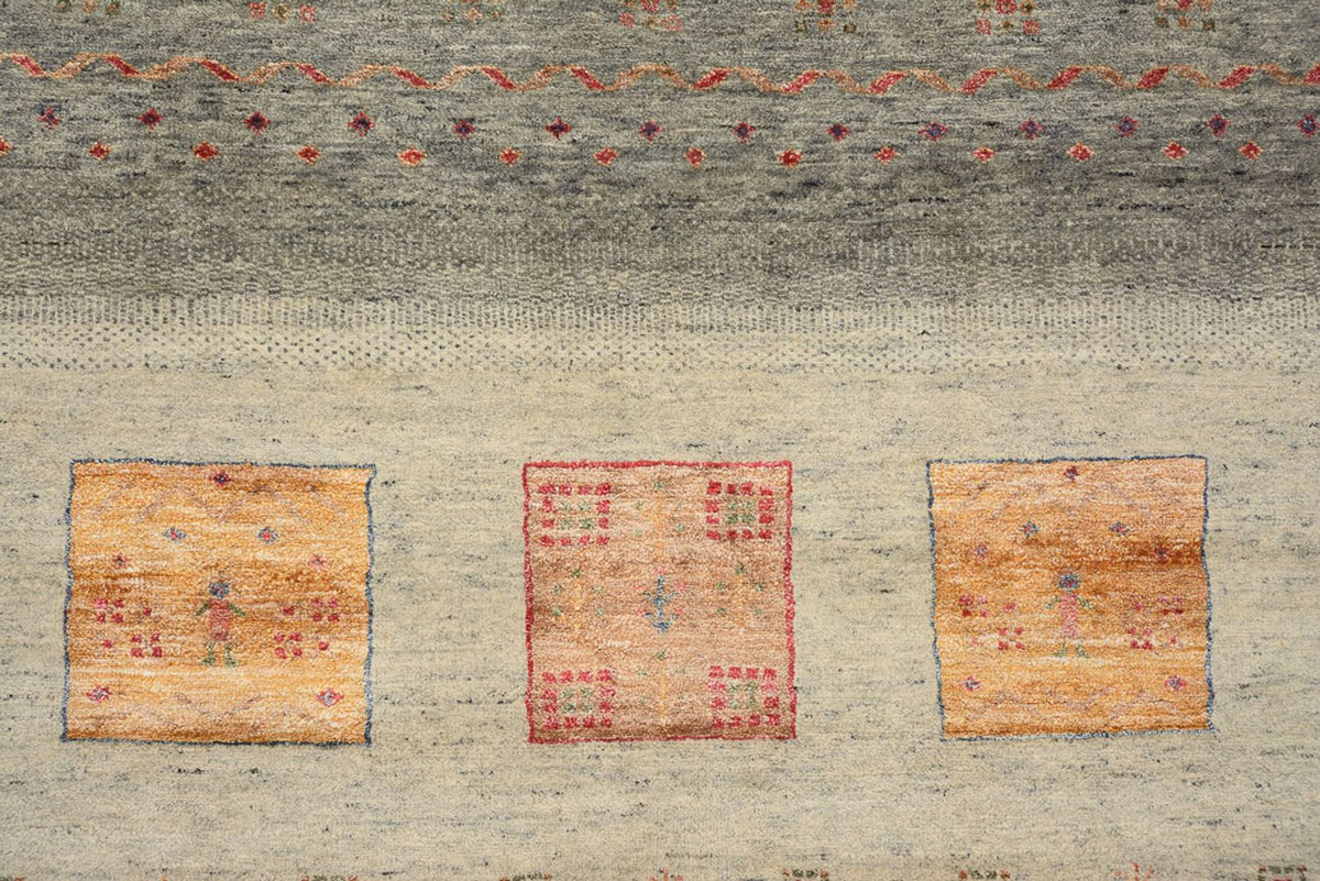 Gabbeh Teppich - Loribaft Indus - 336 x 250 cm - dunkelbeige