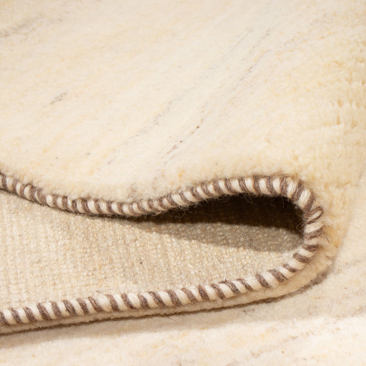 Gabbeh Teppich - Perser - 278 x 250 cm - hellbeige