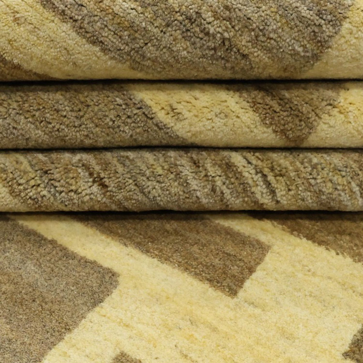 Gabbeh Teppich - Loribaft Perser - 287 x 200 cm - hellbeige