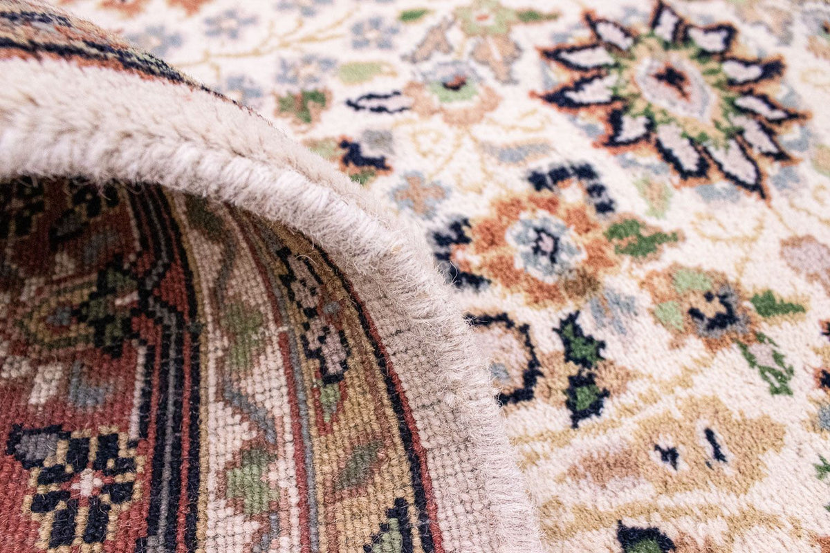 Orientteppich 240 x 169 cm