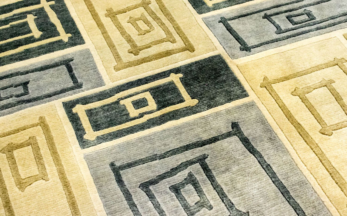 Nepal Teppich 263 x 183 cm