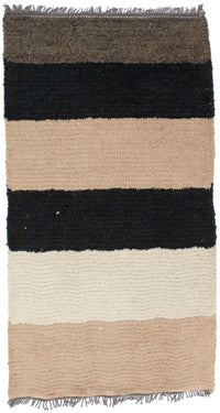 Nepal Teppich 140 x 70 cm - mehrfarbig