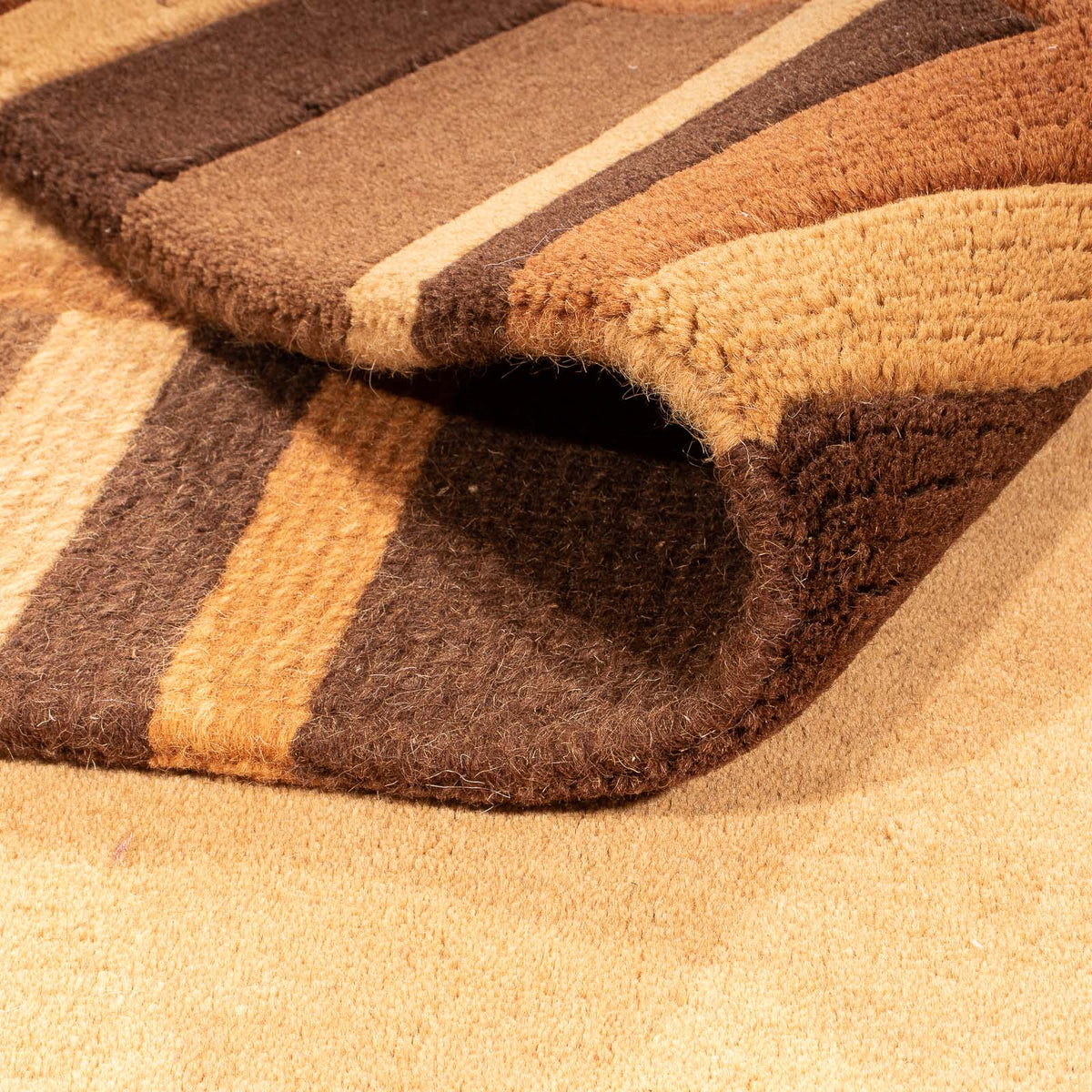 Nepal Teppich 194 x 142 cm