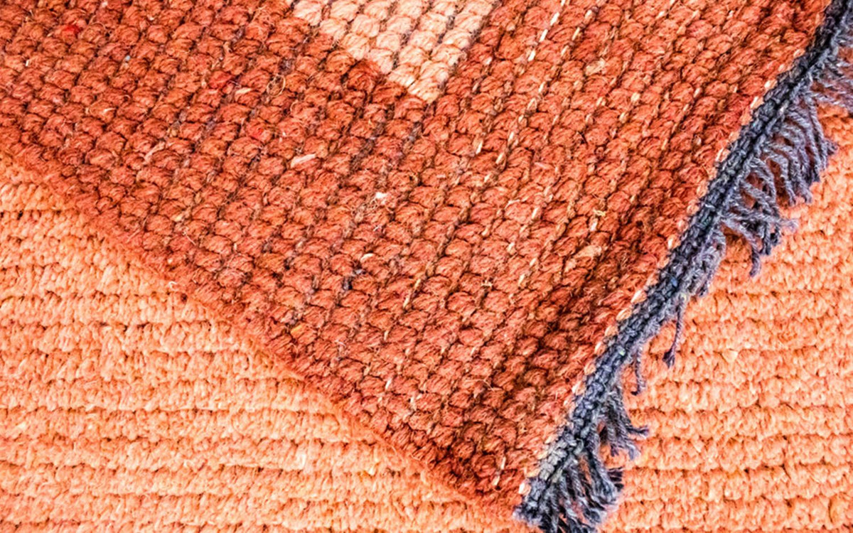 Nepal Teppich 140 x 70 cm - mehrfarbig