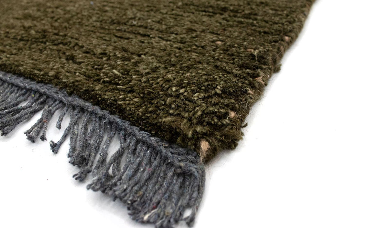 Nepal Teppich 140 x 70 cm - dunkelgrün