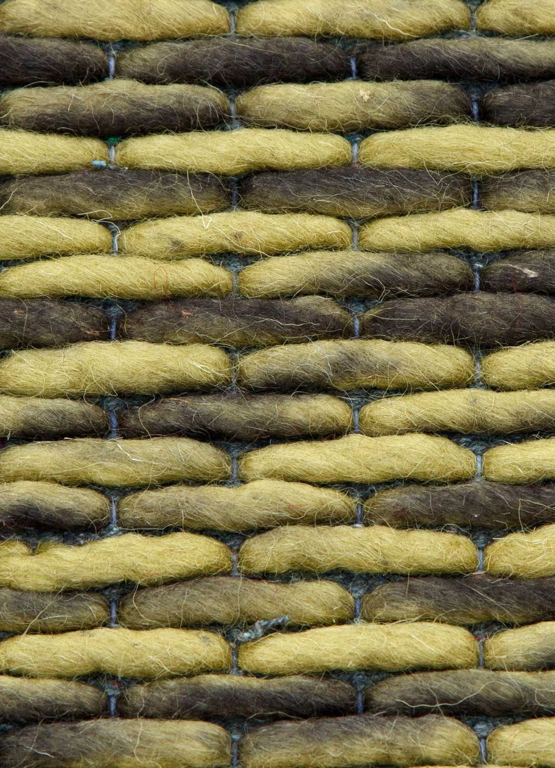 DP02-RUG1053841-180x120