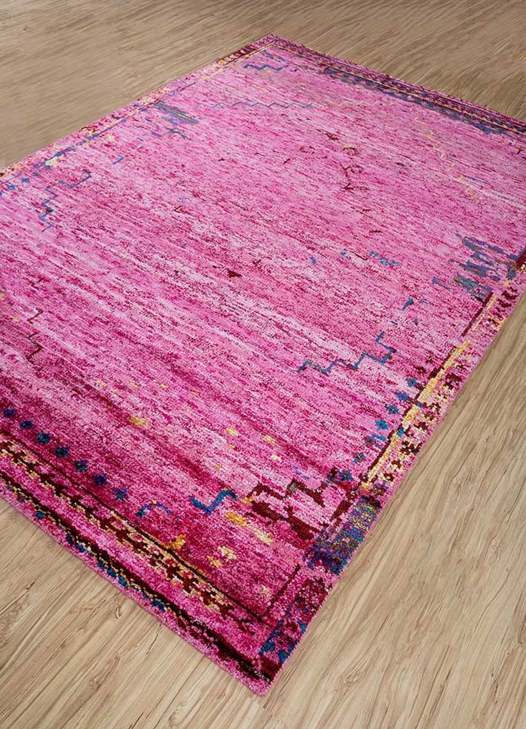 DP02-RUG1132233-270x180