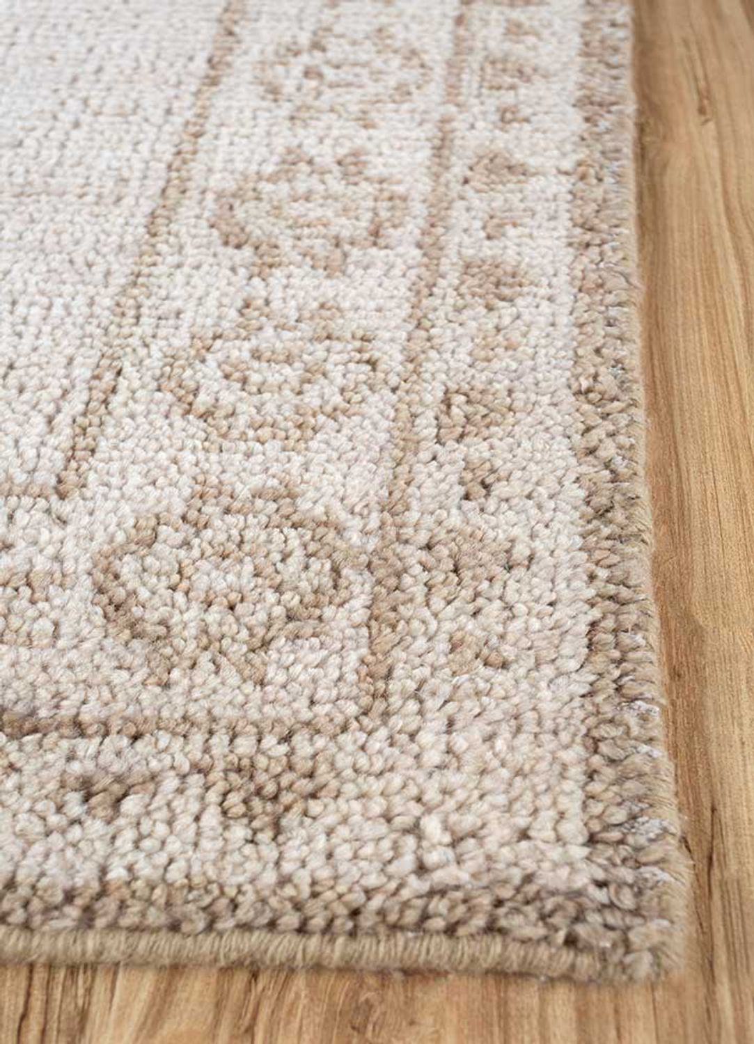 Wollteppich - 270 x 180 cm - creme