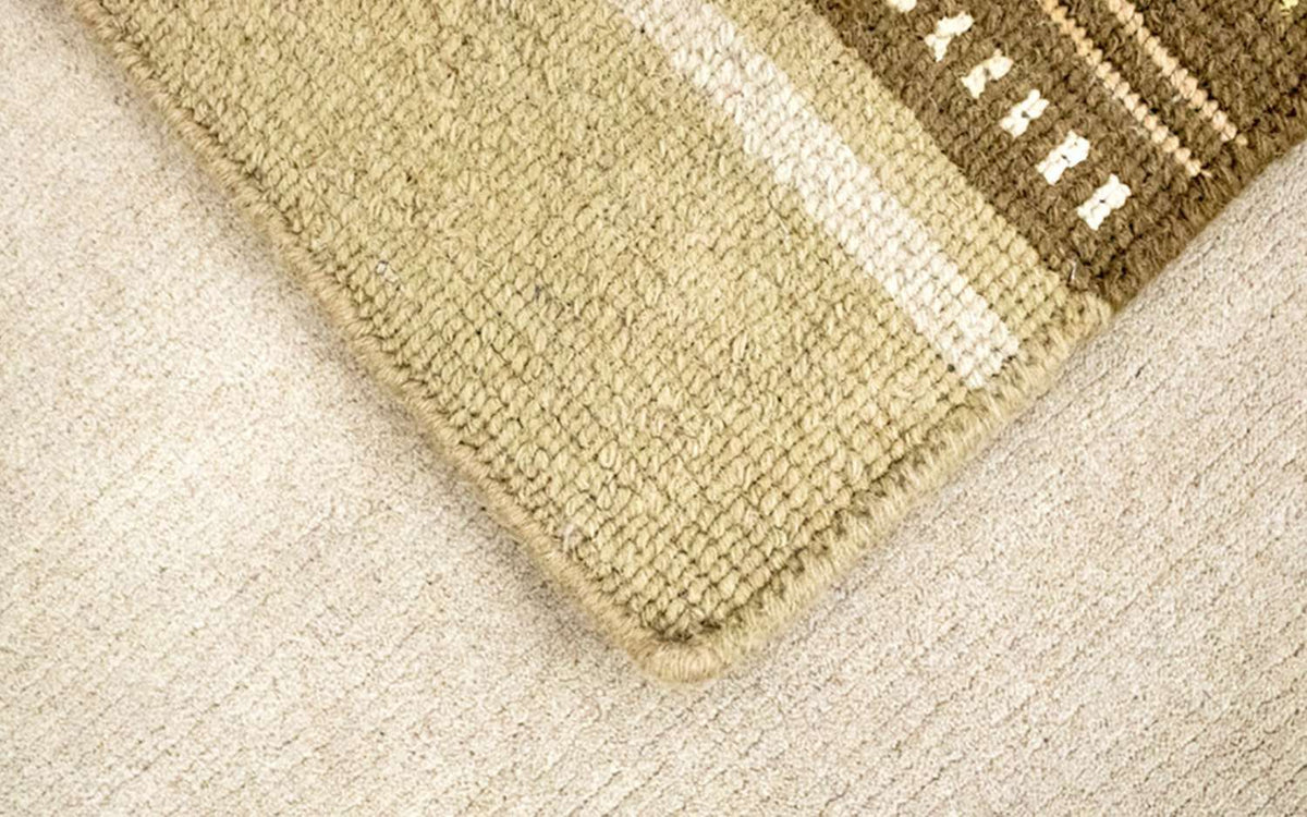 Nepal Teppich 195 x 144 cm Teppichbrücke