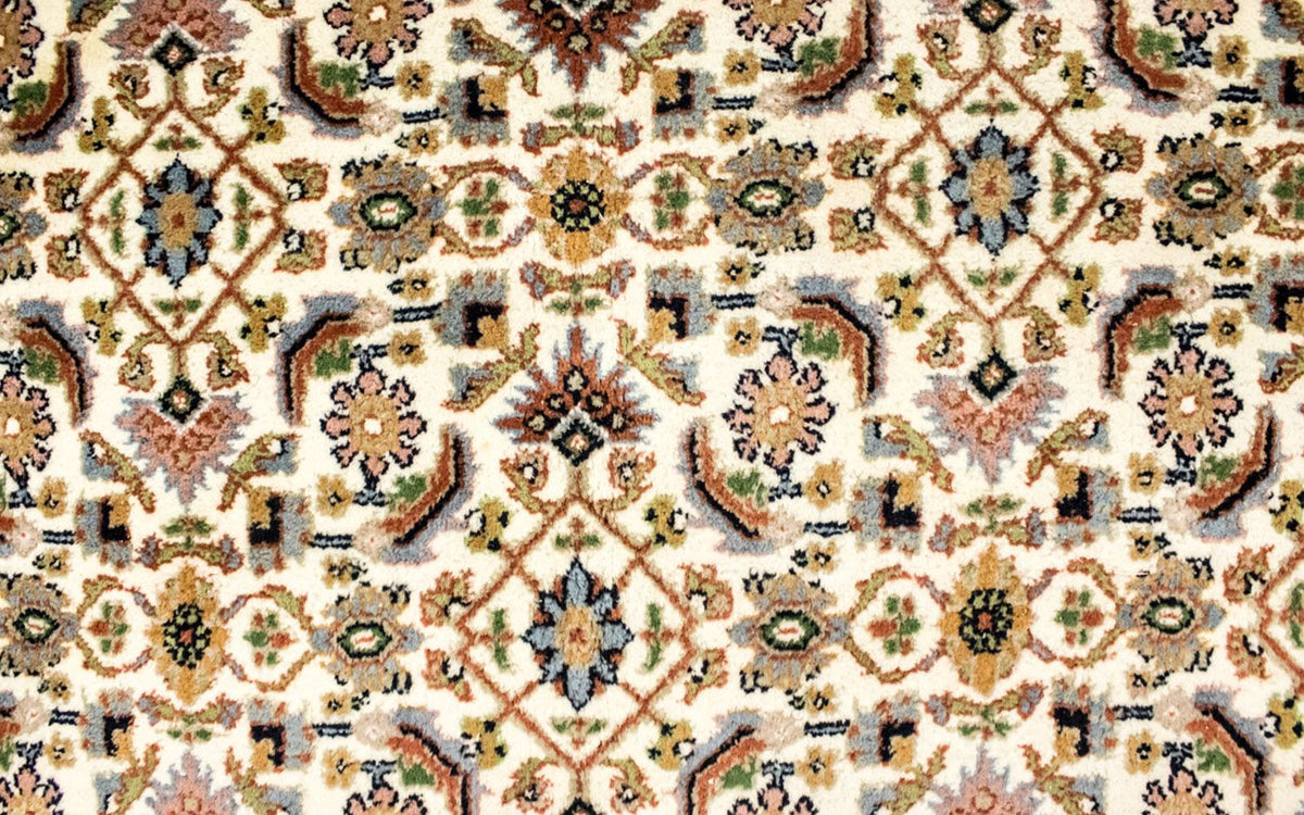 Orientteppich 239 x 165 cm