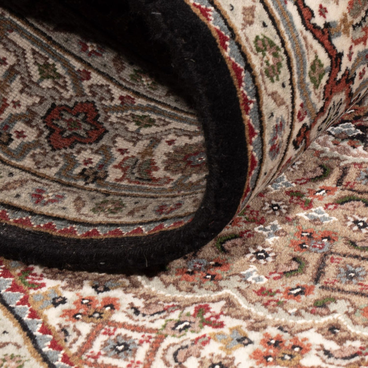 Orientteppich - Täbriz - 187 x 124 cm - dunkelbeige