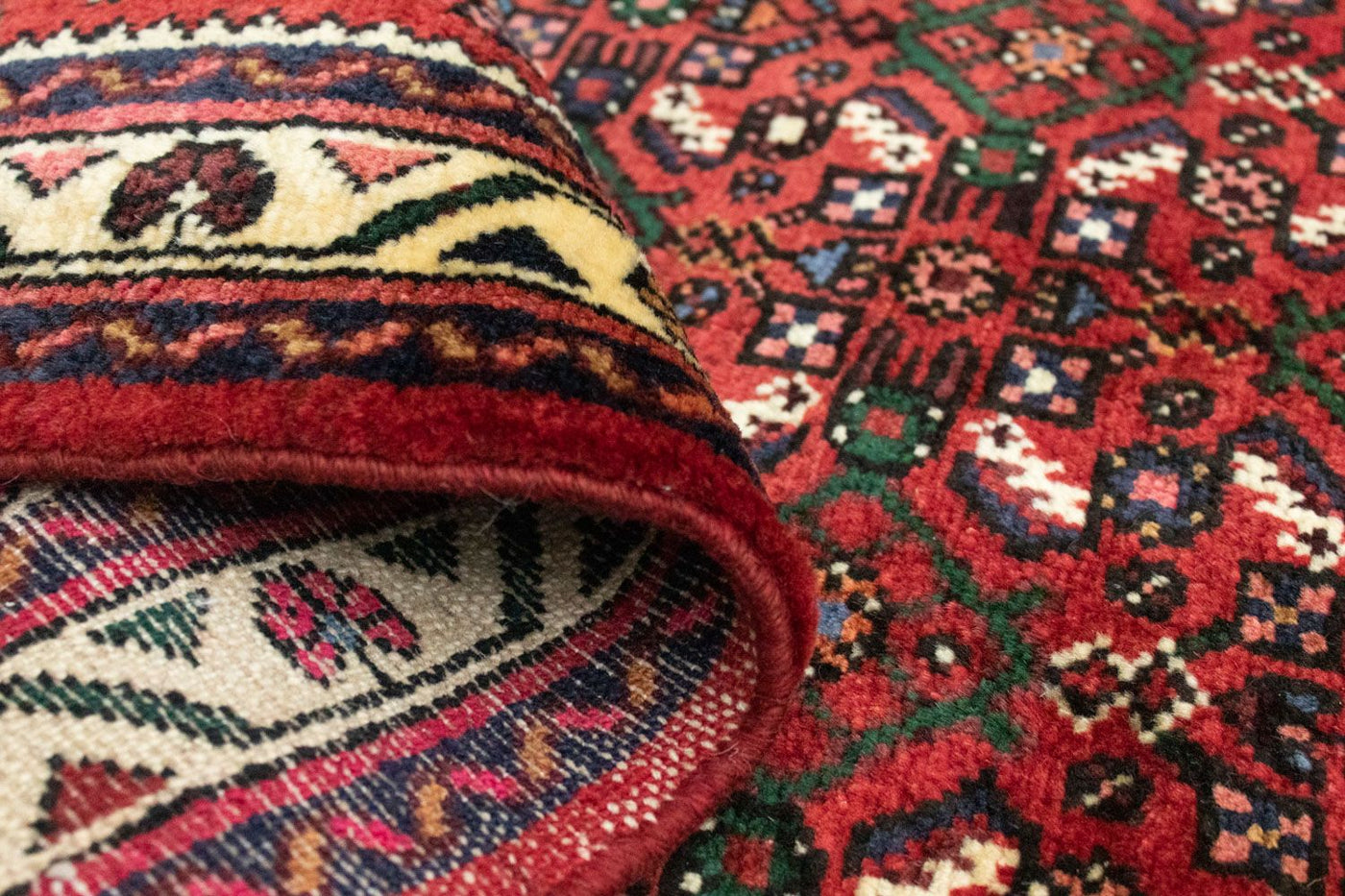 Hosseinabad Teppich 875x80cm - Perserteppich