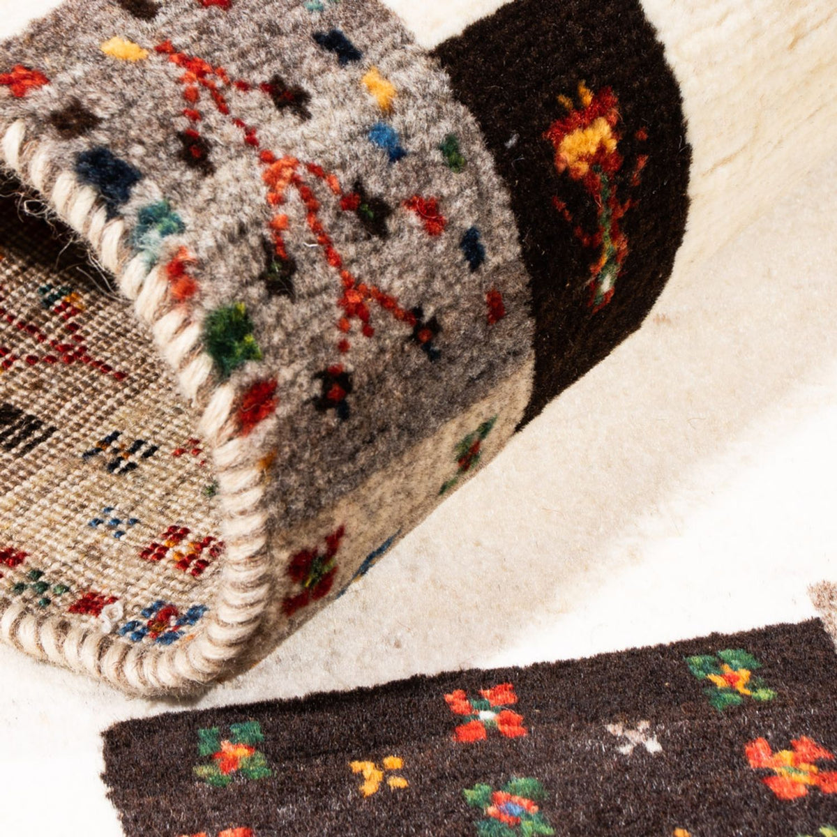 Gabbeh Teppich - Loribaft Perser - Royal - 125 x 90 cm - creme