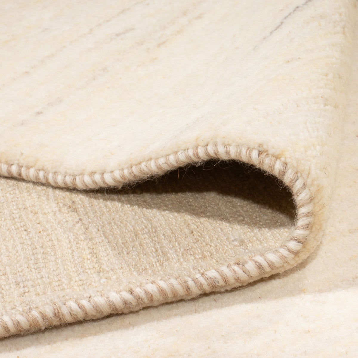 Gabbeh Teppich - Perser - 334 x 238 cm - hellbeige