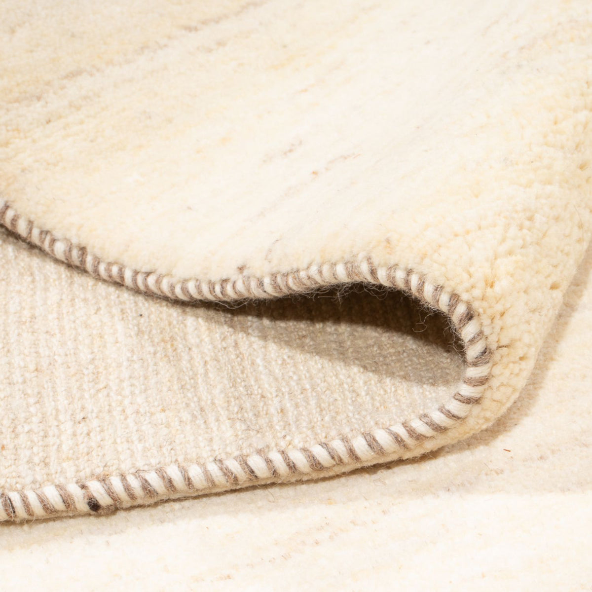 Gabbeh Teppich - Perser - 282 x 248 cm - hellbeige