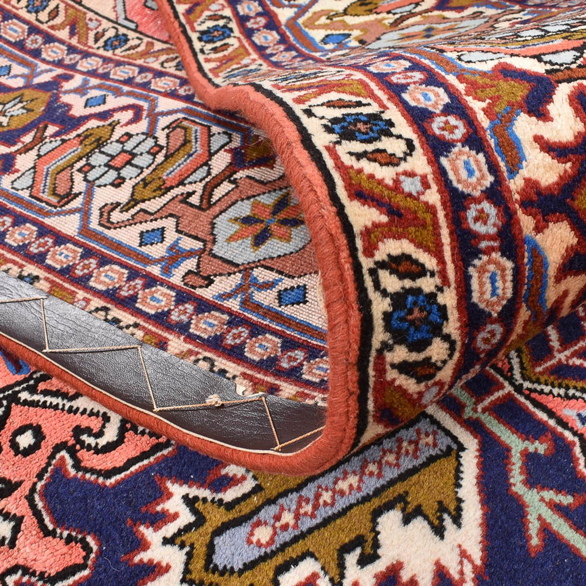 Perserteppich - Nomadic quadratisch  - 200 x 194 cm - hellrot