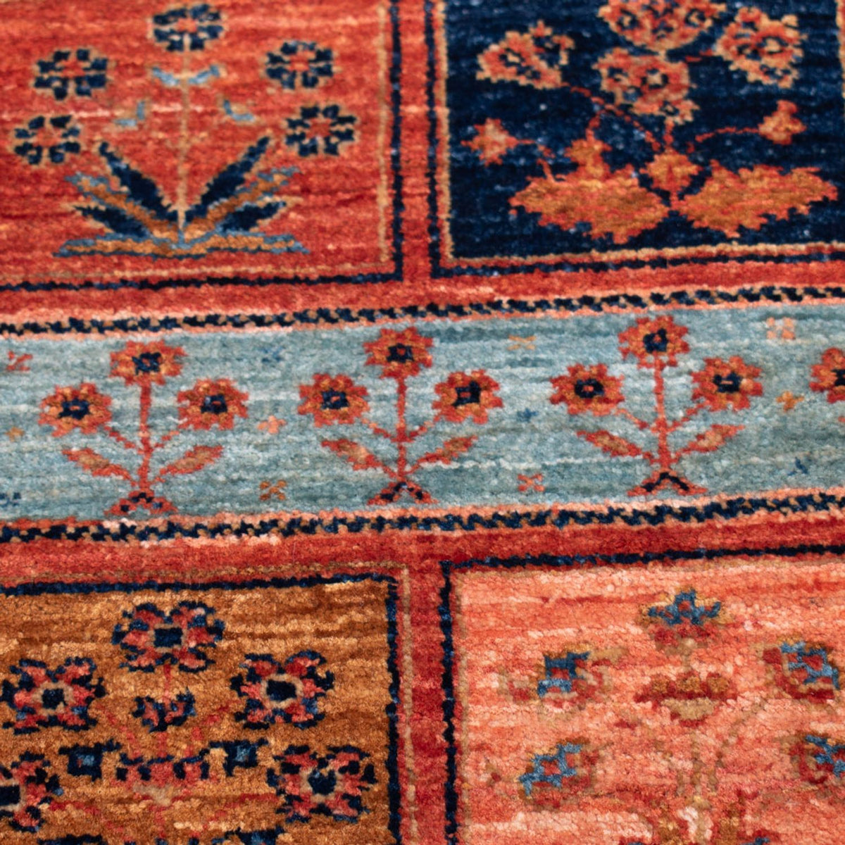 Ziegler Teppich - Ariana - 93 x 85 cm - mehrfarbig